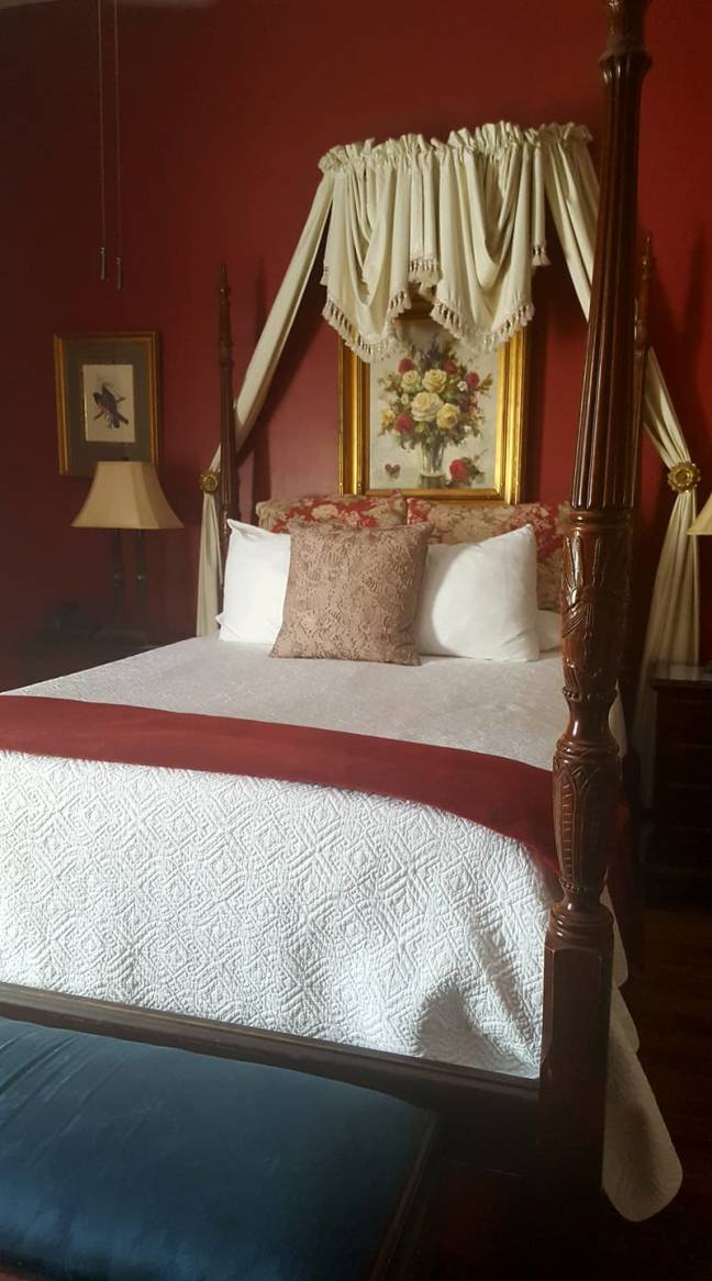 42734807_10156879222215625_2263843911300546560_o